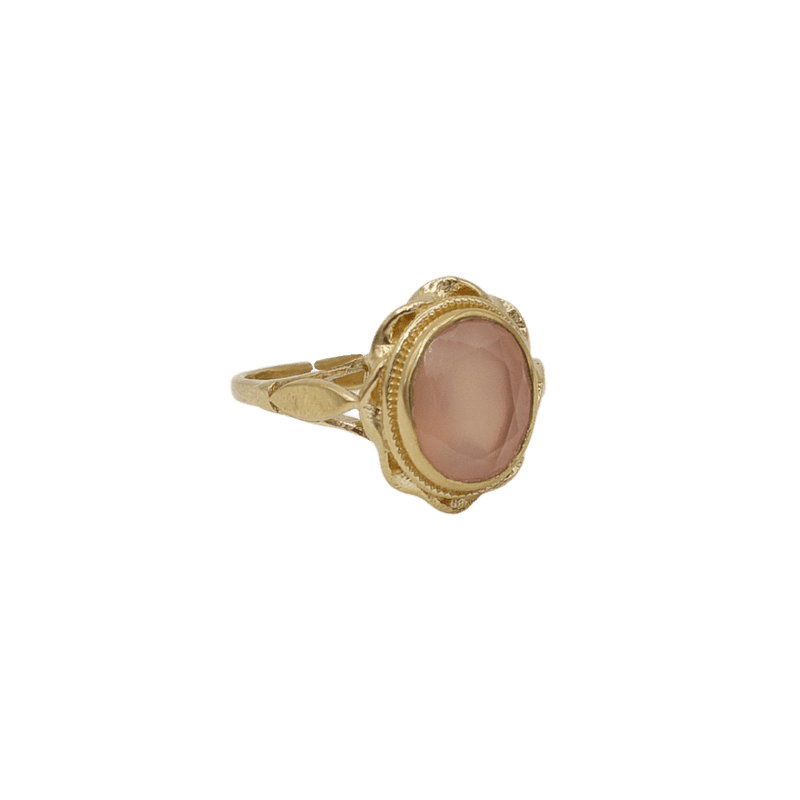Vintage Ring Pink Chalcedony
